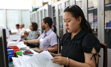 Hơn 50% cán bộ TP HCM sẵn sàng nghỉ việc dù không thuộc diện tinh giản