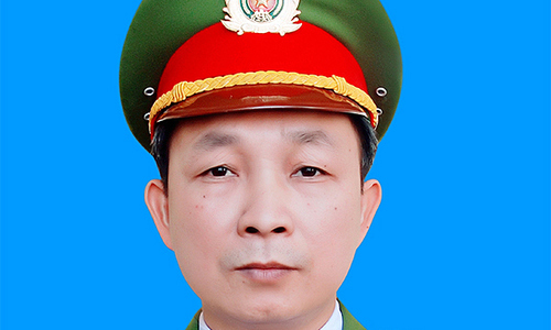 Cựu trưởng công an huyện nhận hối lộ để 'giúp đỡ cát tặc'