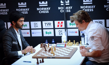 Carlsen: 'Hành động đập bàn của tôi tốt cho cờ vua'