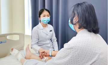 Hoại tử chân do biến chứng tiểu đường