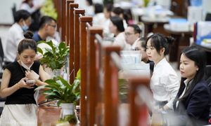 Công chức đi học phải cam kết làm việc gấp ba lần thời gian đào tạo