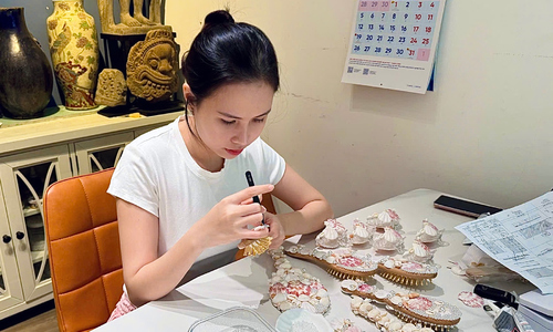 Cô gái 21 tuổi xây nhà sau một năm khởi nghiệp từ vỏ ốc