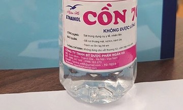 Hôn mê, tổn thương não do dùng phải cồn sát trùng giả