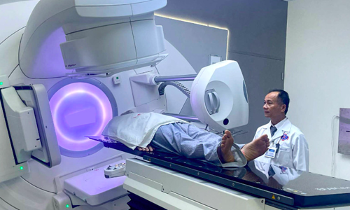 Bệnh viện K có thêm máy xạ 100 tỷ