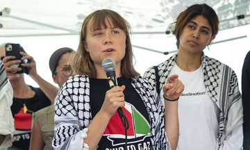 Ông Trump: Greta Thunberg nên học cách kiểm soát tính cáu kỉnh