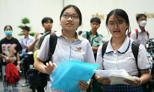 Đáp án các môn thi vào lớp 10 trường Phổ thông Năng khiếu
