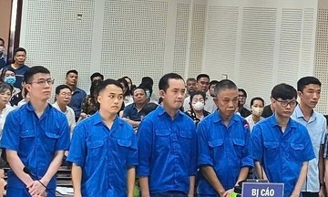 Hai đời giám đốc rút ruột ngân sách bằng 101 hợp đồng khống