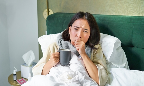 Kiệt sức sau nhiều lần tái nhiễm Covid