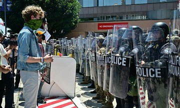 Tòa Mỹ bác yêu cầu từ California về lệnh điều quân của ông Trump