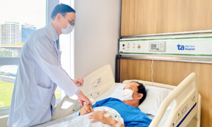 Suy thận cấp bởi hai viên sỏi mắc kẹt