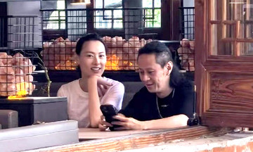 Lương Lạc Thi hẹn hò tài tử 'Thiên Long Bát Bộ'