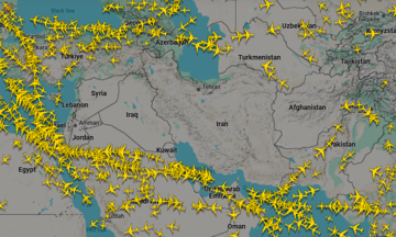 Vùng trời Trung Đông vắng tanh khi Iran, Israel tập kích nhau