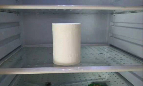 Tác dụng bất ngờ của việc đặt cuộn giấy trong tủ lạnh