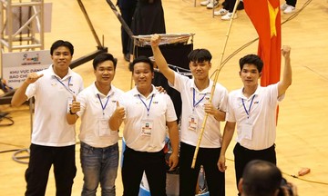 Đại học Lạc Hồng lần thứ 10 vô địch Robocon Việt Nam