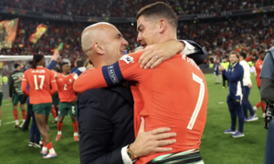 HLV Roberto Martinez: 'Cơ thể Ronaldo được dẫn dắt bởi tâm trí'
