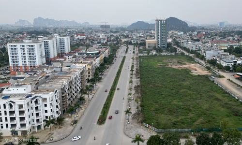 Cựu phó chủ tịch Thanh Hóa bị khởi tố vì sai phạm cấp đất cho FLC