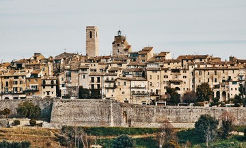 Saint-Paul de Vence - ngôi làng đẹp nhất nước Pháp đón phu nhân Thủ tướng Việt Nam