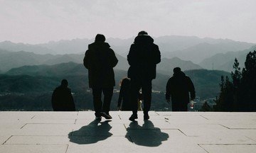 Người trẻ ngày càng ít mặn mà với tình bạn