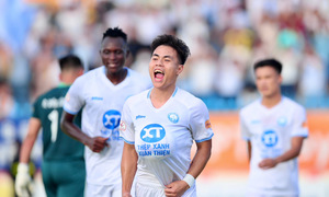 Nam Định lần thứ hai liên tiếp V-League