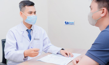 Ít uống nước có dễ bị sỏi thận?