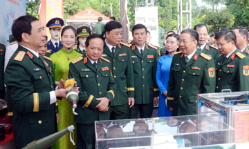 Trao giải công trình khoa học quân sự đoạt giải Tuổi trẻ sáng tạo trong quân đội