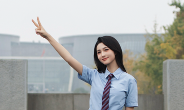 Hoa khôi Đại học Quốc gia Hà Nội giành học bổng Chính phủ toàn phần