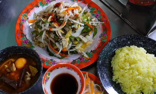 4 quán cơm gà khách nên thử khi đến Hội An