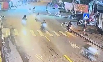 11 thanh thiếu niên bị khởi tố tội giết người