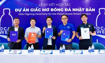 Khởi động dự án 'Giấc mơ bóng đá Nhật Bản' cho tuổi 13-14