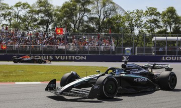 Mercedes lần đầu thắng chặng trên F1 2025