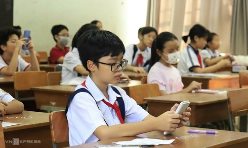 Ôn luyện 2-3 năm để tranh suất lớp 6 trường 'hot' nhất TP HCM