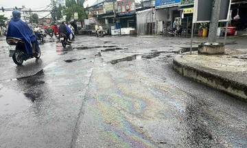 Các mối nguy hiểm trên đường vào mùa mưa