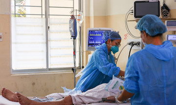 Ca Covid-19 tại TP HCM giảm nhanh