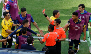 3 thẻ đỏ trong trận đấu Club World Cup