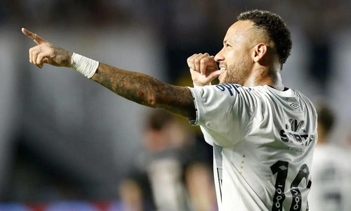 Neymar không muốn bị so sánh với Messi