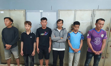 Kế hoạch chuốc say bé gái 14 tuổi của 6 nghi phạm hiếp dâm