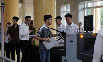 Những ai mua cổ phiếu ROS sẽ được bồi thường trong vụ án Trịnh Văn Quyết?