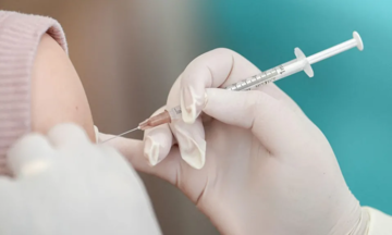 Vaccine ung thư được thử nghiệm trên người ra sao?