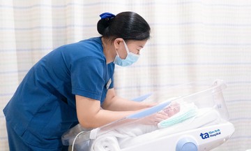 Nuôi sống bé sinh non nhiễm trùng do vỡ ối sớm