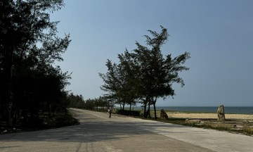 6 người bị khởi tố vì 'rút ruột' 1,6 km đường