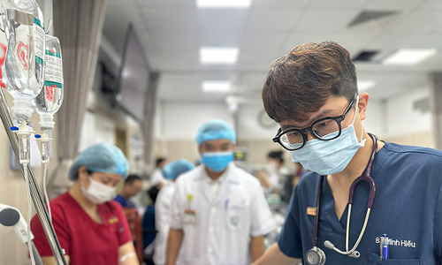 Giữa lằn ranh sinh tử