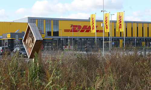 DHL Express Canada tạm dừng hoạt động