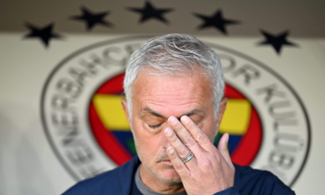 Hàng loạt quan chức bóng đá Thổ Nhĩ Kỳ từ chức vì định trù dập Mourinho