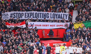 CĐV Man Utd tức giận vì giá vé tăng 'chóng mặt'