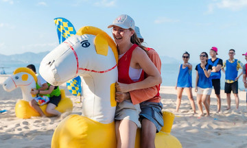 Du lịch team building hè sôi động