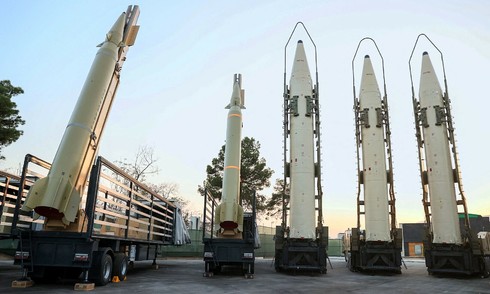 Quan chức Iran phủ nhận 'kho tên lửa đang cạn dần'