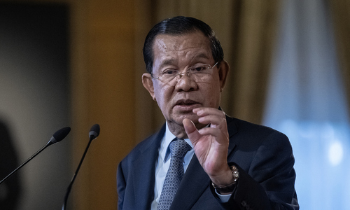 Ông Hun Sen cảnh báo hậu quả nếu Thái Lan chặn nguồn cung xăng