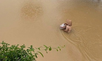 Nhiều khu dân cư ở Thái Nguyên ngập hơn một mét