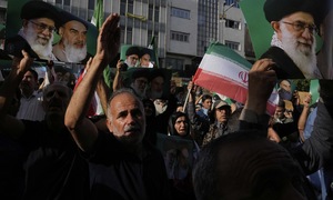 Nỗi phẫn nộ của người Iran với đòn tập kích của Mỹ