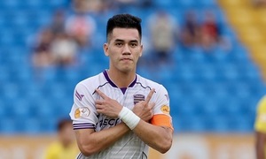 Tiến Linh lần đầu đoạt Vua phá lưới V-League